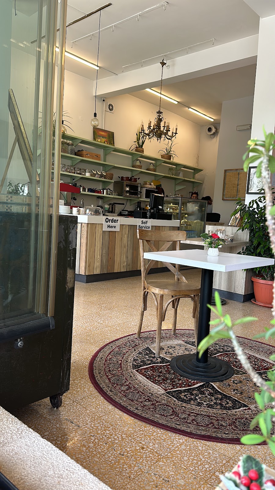بعقلين طريق النهر in Ainbal