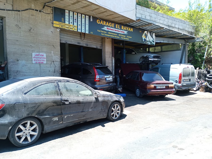 Garage el Rayan in Deir Dourit